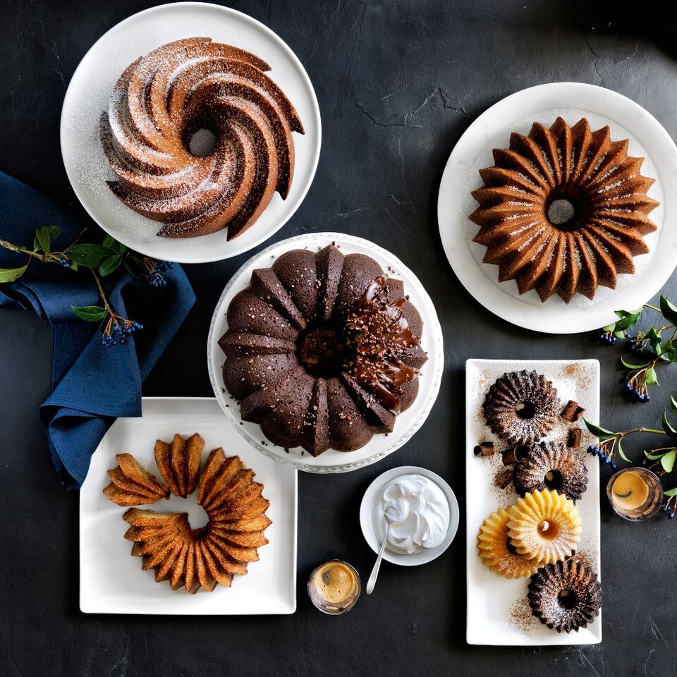 Nordic Ware Heritage Bundt® Pan Williams Sonoma Australia